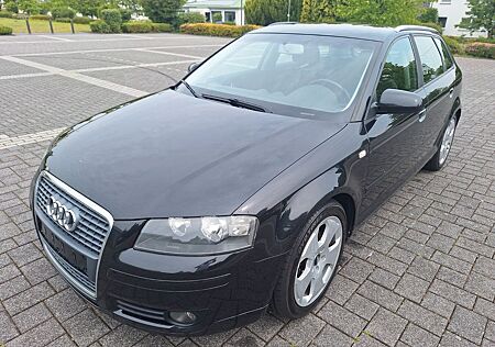 Audi A3 Sportback 2.0 TDI Ambition*SHZ*ANK*PDC*8Fach
