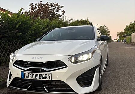 Kia Cee'd / Ceed 1.5 T-GDI DCT JBL Sound Edition...