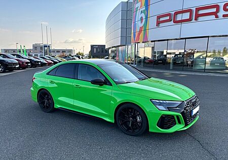 Audi RS3 2.5 TFSI S tronic quattro - 290kmh B&O