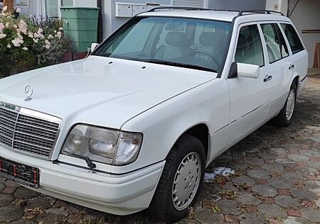 Mercedes-Benz E 220 Kombi