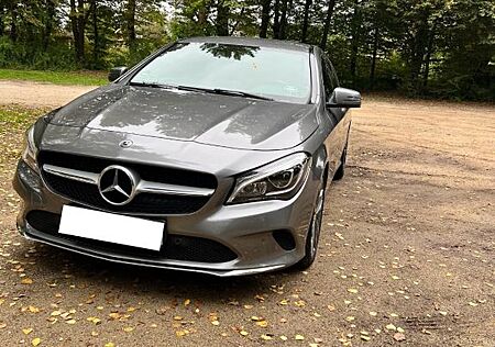 Mercedes-Benz CLA 200 Shooting Brake