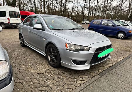 Mitsubishi Lancer 2.0 DI-D Intense Intense