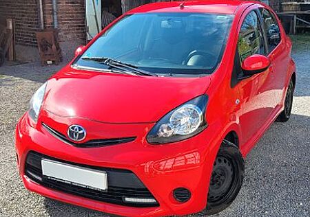 Toyota Aygo (X) Aygo (X) 1,0-l-VVT-i Cool & GO Cool & GO