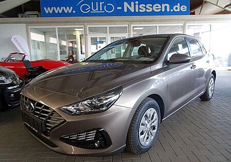 Hyundai i30 1,0 T-GDI 7DCT Bluetooth PDC Nebels