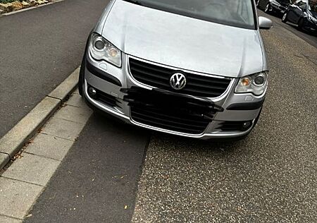 VW Touran Volkswagen 1.4 TSI 125 kW DSG Highline Highline