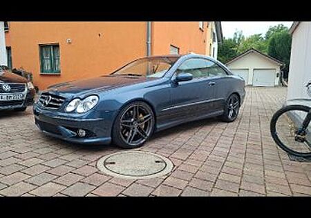 Mercedes-Benz CLK 320 AMG-Paket (Mopf1)