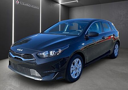 Kia Cee'd CEED+1.5T 140+VISION+KOMFORT-PLUS-PAKET Navi