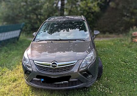 Opel Zafira Tourer 1.6 ECOTEC DI Turbo 147kW INNO...
