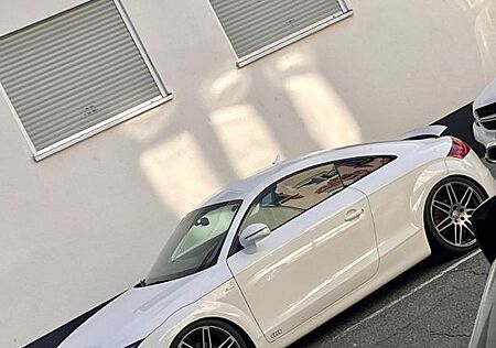 Audi TT Coupe 2.0 TFSI -S-Line 300 PS