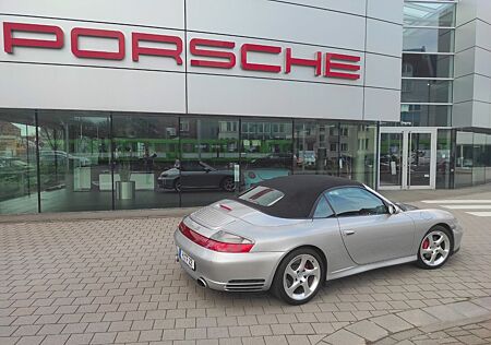 Porsche 996 Carrera 4S Cabriolet deutsches Modell