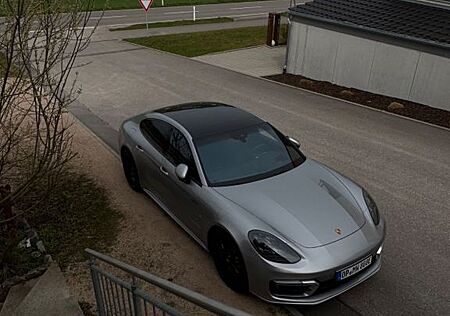 Porsche Panamera Turbo S E-Hybrid | 231.000€ Neu Approve