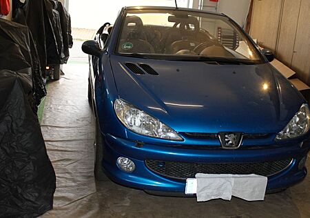 Peugeot 206 CC Platinum 110, TÜV neu, Klima, Leder,