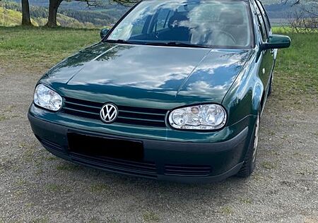 VW Golf Volkswagen 1.4 Basis