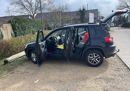 VW Tiguan Volkswagen 1.4 TSI M6F Trend 5N1