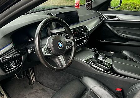 BMW 530d xDrive A -