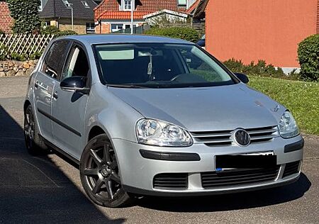 VW Golf Volkswagen 1.6 Trendline Trendline