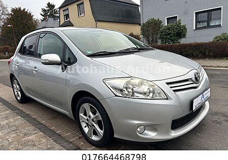 Toyota Auris Travel+KLIMAAUT+KAMERA+ALUS+MFL+