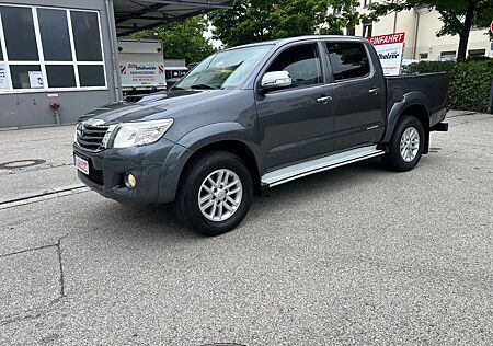 Toyota Hilux 4x4 Klima und Automatikgetriebe