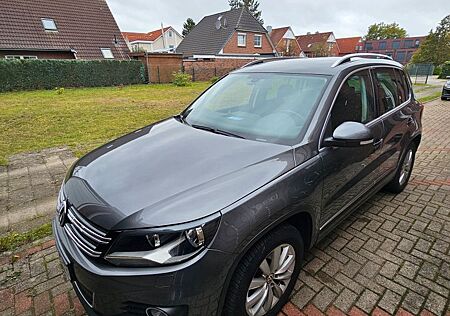 VW Tiguan Volkswagen 2.0 TDI BMT Sport & Style Sp...