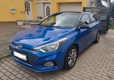 Hyundai i20 gebraucht kaufen Hyundai i20 1.2 62kW YES! SITZ/Lenkrad.Hzg. Navi, Klimaa