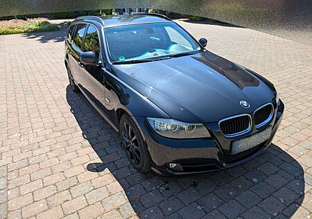BMW 320d Touring - TÜV 03/2027