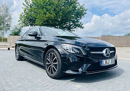Mercedes-Benz C 200 4MATIC Autom. - Coupe