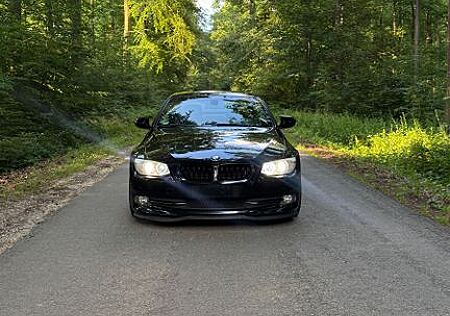 BMW 325i E93 LCI