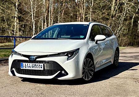 Toyota Corolla 1.8 Hybrid Touring Sports Club TechnikPk