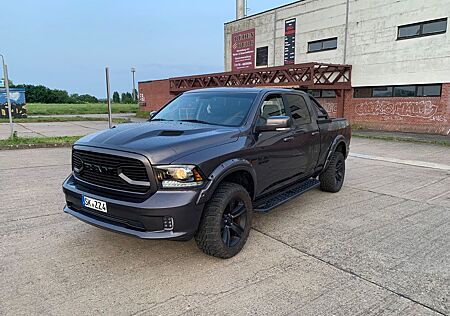 Dodge RAM 5.7 V8 HEMI SPORT Offroad CrewCab 4x4