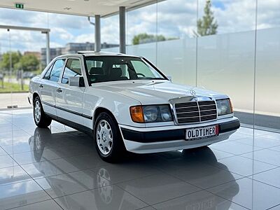 Mercedes-Benz E 230*H-KENNZEICHEN*AUTOMATIK*TŨV 02/2027