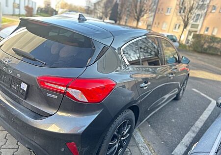 Ford Focus 1,5 EcoBlue 88kW Titanium Titanium
