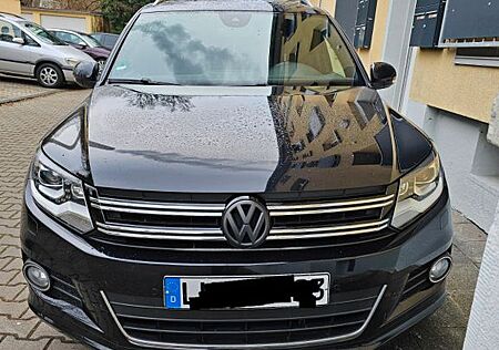 VW Tiguan Volkswagen 2.0 TDI 130kW DSG 4MOT BMT Sport & St...