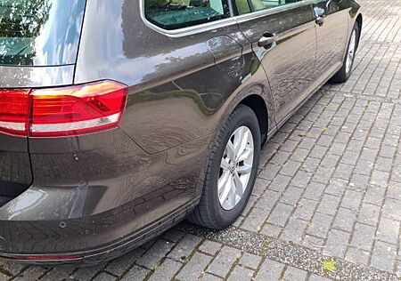 VW Passat Variant Volkswagen 1.6 TDI DSG BMT compfortlin Var..