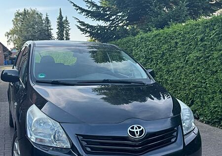 Toyota Verso 2.2l D-4D Life Automatik Life