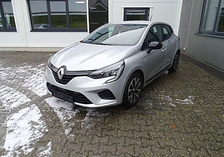 Renault Clio V Equilibre KLIMA, GARANTIE, LED, CAR PLAY