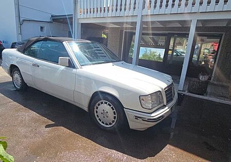 Mercedes-Benz E 320