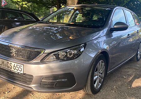 Peugeot 308 SW Active PureTech 130