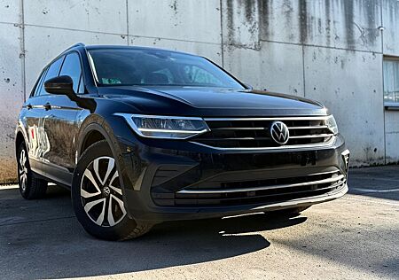VW Tiguan Volkswagen Active LED 1ERH ACC AMB