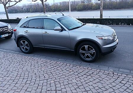 Infiniti FX FX45 Tausch möglich