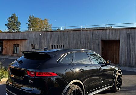 Jaguar F-Pace SVR - AHK-PANO-360-ACC-KEYLESS-DAB-HeadUP