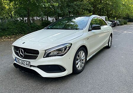 Mercedes-Benz CLA 200 PEAK Edition PEAK Edition