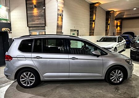 VW Touran Volkswagen High Line /Xenon/Keyless/Alcantara