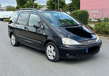 Ford Galaxy 2.3 Benzin Ghia 6-Sitzer / AHK