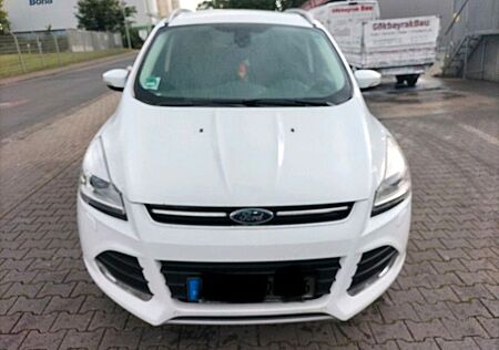 Ford Kuga 2,0 TDCi 4x4 103kW Titanium PowerShift ...
