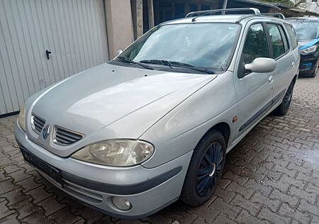 Renault Megane Grandtour Dynamique 1.6 16V