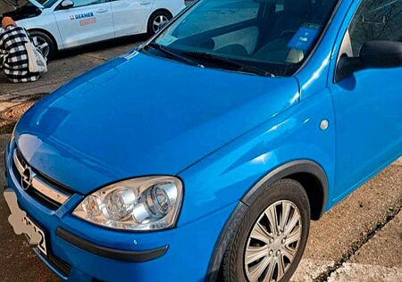 Opel Corsa 1.0 -