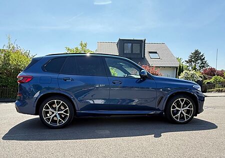 BMW X5 xDrive45e | M Sportpaket | 1. Hand