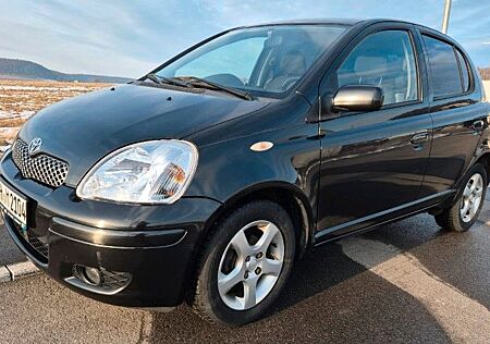 Toyota Yaris 1,3-l-VVT-i *TÜV neu* 5-Türer