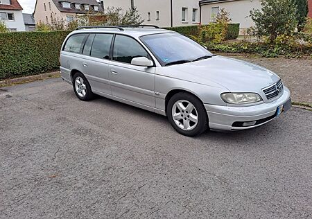 Opel Omega 2.2 16V Selection Selection