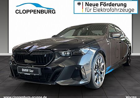 BMW i5 eDrive40 Head-Up+AHK+StHz+Navi UPE: 100.530€